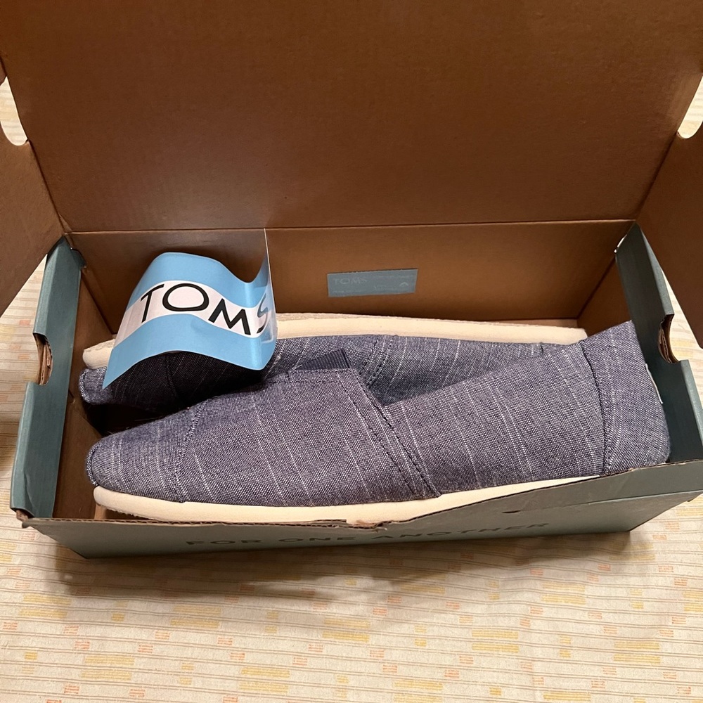 Toms- mens shoes, size 9.5 nwt